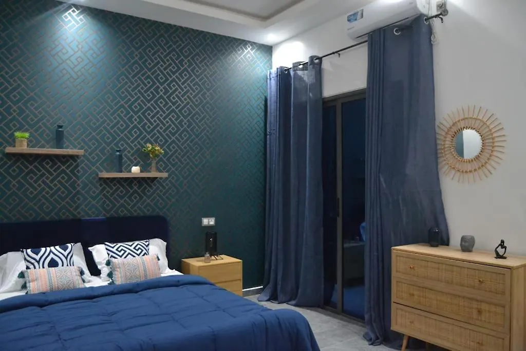 Appartement Moderne,1 Chambre , Salon, 2Douches Et Jardin A Ngor Virage Dakar 0*,  Senegal