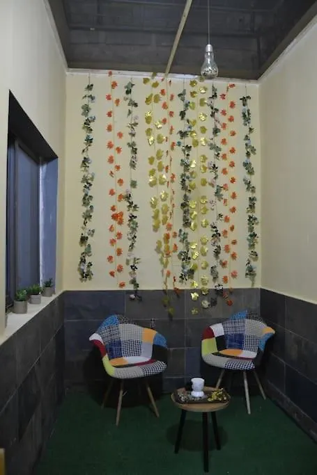 Appartement Moderne,1 Chambre , Salon, 2Douches Et Jardin A Ngor Virage Dakar